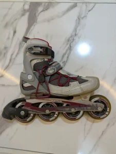 decathlon inline skates with 90mm wheels size